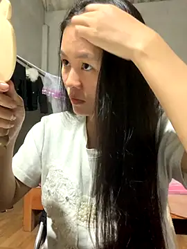 NhuFox online show from October 7, 12:35 pm