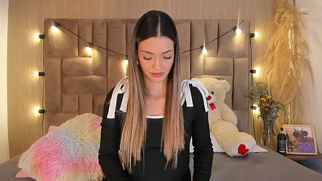 ClaradelMar online show from February 23, 10:23 am