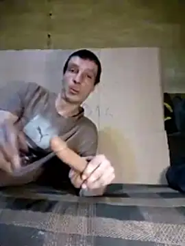 N i k o l a u online show from February 25, 1:43 pm