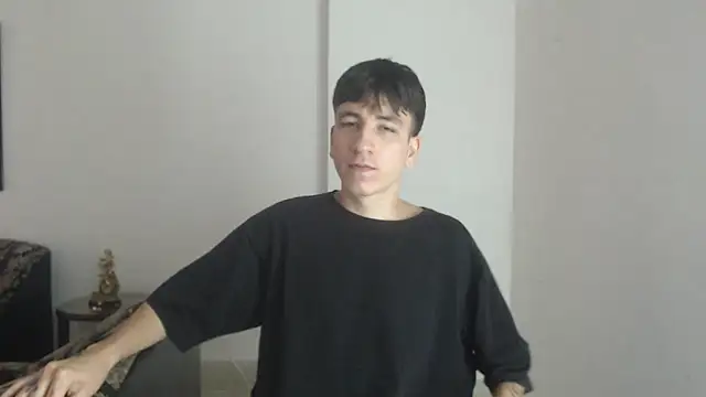 younewmaster online show from November 28, 9:39 pm