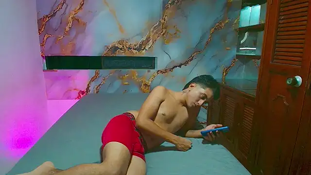 Snapshot of melinaandmateo chatting on October 11, 1:16 am melinaandmateo online show from October 11, 1:16 am