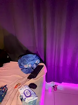 Snapshot of Lady_Dirty444 chatting on October 13, 6:52 pm Lady Dirty444 online show from October 13, 6:52 pm