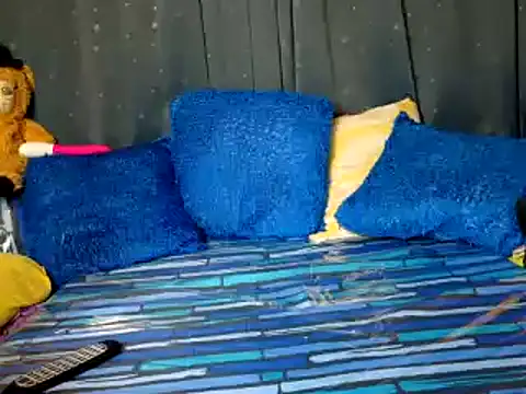 Snapshot of xxloveheart chatting on September 26, 7:01 am xxloveheart online show from September 26, 7:01 am