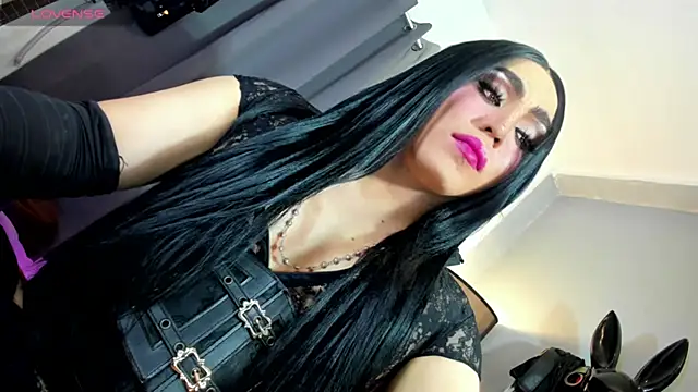 MagnaCumLoader17 online show from October 18, 3:31 am