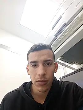 Snapshot of Jose20moro chatting on November 28, 2:20 pm Jose20moro online show from November 28, 2:20 pm