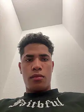 Snapshot of fuego01 chatting on October 17, 12:58 am fuego01 online show from October 17, 12:58 am