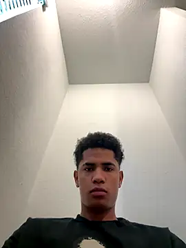 Snapshot of fuego01 chatting on October 20, 3:23 pm fuego01 online show from October 20, 3:23 pm