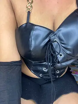 Cute-Samayra online show from April 11, 6:23 pm