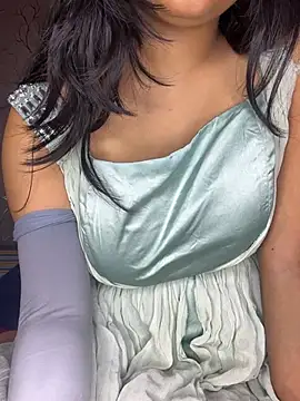 Snapshot of Cute-Samayra chatting on June 2, 6:43 pm Cute-Samayra online show from June 2, 6:43 pm