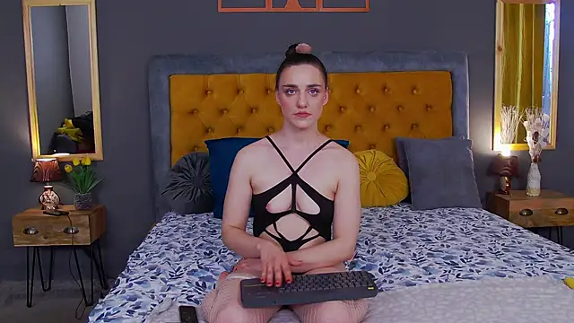 Snapshot of Jessica_White_ chatting on June 11, 5:49 am Jessica White online show from June 11, 5:49 am