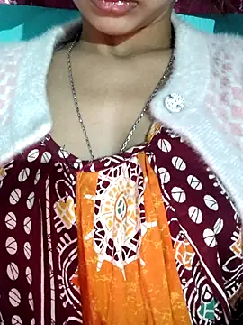 Snapshot of sana-5 chatting on November 25, 2:28 pm sana-5 online show from November 25, 2:28 pm