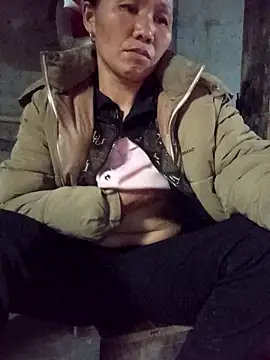 TinTin321 online show from February 8, 7:01 am