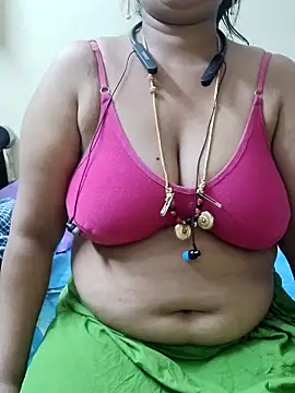 Snapshot of yelmaji91 chatting on December 1, 5:29 pm yelmaji91 online show from December 1, 5:29 pm