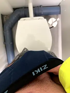 Snapshot of analtake13 chatting on November 11, 6:46 am analtake13 online show from November 11, 6:46 am