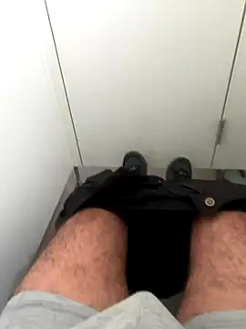 Snapshot of analtake13 chatting on December 19, 2:35 pm analtake13 online show from December 19, 2:35 pm