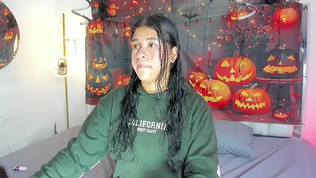 Snapshot of Ivy_nt chatting on October 22, 12:49 pm Ivy nt online show from October 22, 12:49 pm