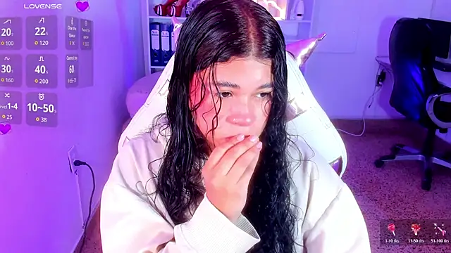 Snapshot of Ivy_nt chatting on November 9, 12:47 pm Ivy nt online show from November 9, 12:47 pm