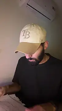 Snapshot of zooming101 chatting on November 17, 2:23 pm zooming101 online show from November 17, 2:23 pm