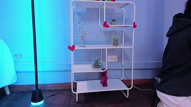 Snapshot of Hannahpage chatting on February 24, 12:25 pm Hannahpage online show from February 24, 12:25 pm