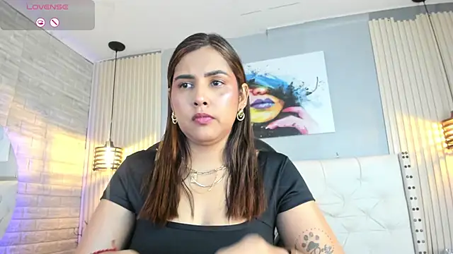 scarletbaker  online show from March 13, 9:54 pm