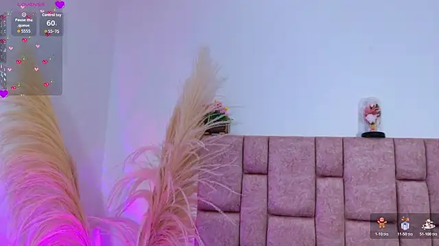 ScarlettLuxe online show from December 18, 8:59 pm