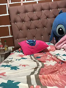 Rachellcooperrr online show from March 6, 6:32 am