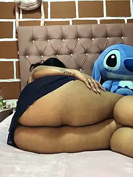 Rachellcooperrr online show from March 13, 5:30 pm