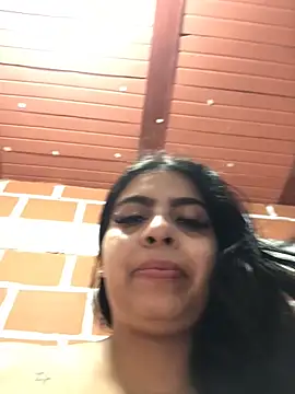 Rachellcooperrr online show from May 15, 11:01 pm