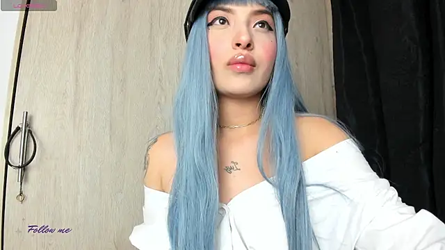 sofi blainee online show from August 4, 3:53 am