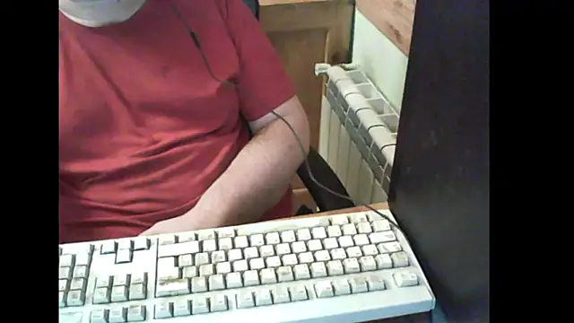 Snapshot of BENDER_50000 chatting on October 3, 12:40 am BENDER 50000 online show from October 3, 12:40 am