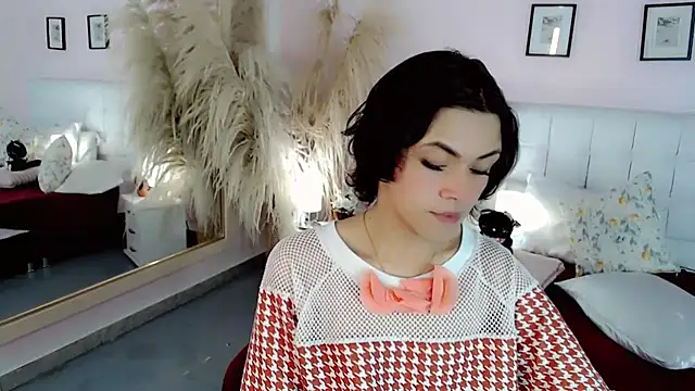 nathalialoes1 online show from December 2, 6:58 pm