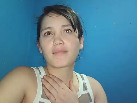 Snapshot of chanito_1421 chatting on December 1, 4:12 pm chanito 1421 online show from December 1, 4:12 pm