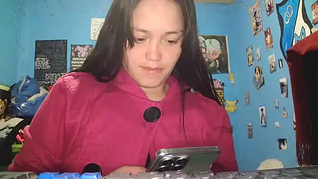 Snapshot of chanito_1421 chatting on December 15, 6:45 pm chanito 1421 online show from December 15, 6:45 pm