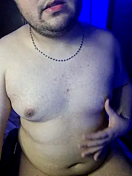 kit hott online show from July 4, 4:07 am