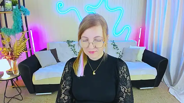 YourUniverser online show from October 4, 9:40 am