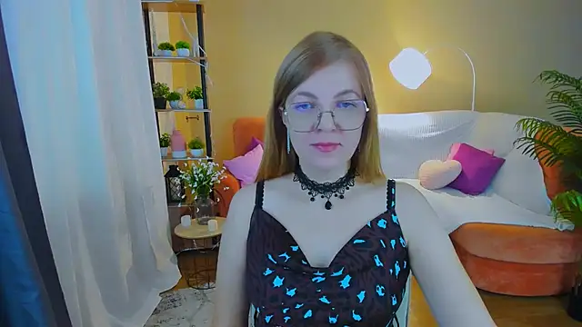 YourUniverser online show from November 6, 9:43 am