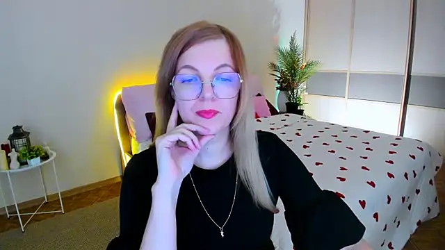 YourUniverser online show from June 3, 2:44 pm