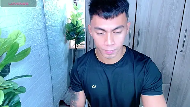 PinooyMilker online show from December 22, 12:46 pm