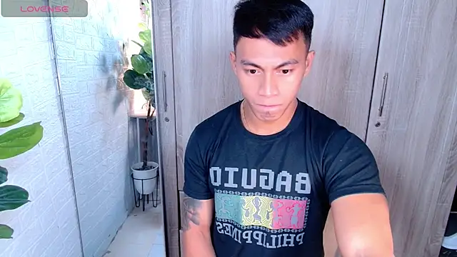 PinooyMilker online show from January 15, 12:32 pm