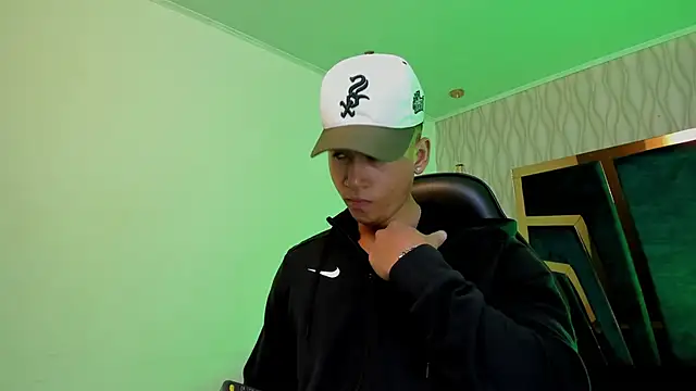 Draven Marceaux online show from October 28, 11:25 am