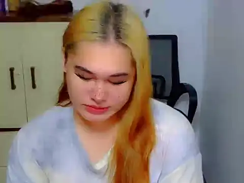 Annierose ts online show from February 2, 2:38 pm