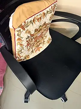 linishal online show from October 13, 4:51 pm