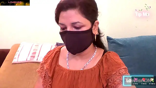 Snapshot of mitali_sanju chatting on October 17, 6:05 am mitali sanju online show from October 17, 6:05 am