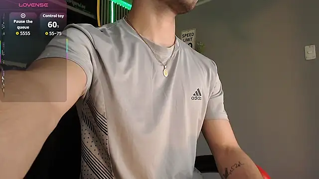 Snapshot of Bastian_MCcormick chatting on September 17, 12:29 pm Bastian MCcormick online show from September 17, 12:29 pm