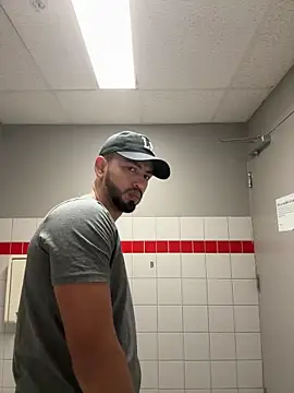 Yinigi online show from October 14, 2:56 am