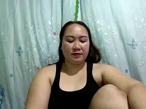 prettywetmom88 online show from October 13, 10:04 am