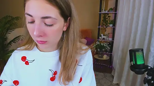 SensitiveSooul online show from September 19, 4:36 am