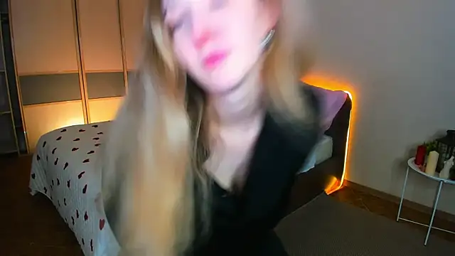 SensitiveSooul online show from April 5, 12:57 pm