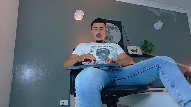 MrFox   online show from November 1, 7:16 pm