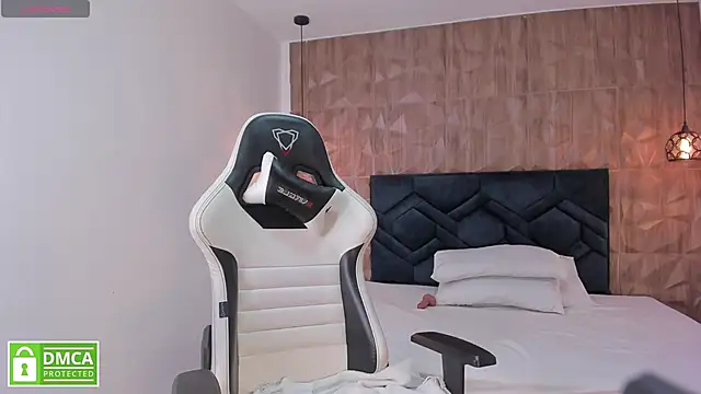 Ava Bonny online show from January 10, 3:41 am